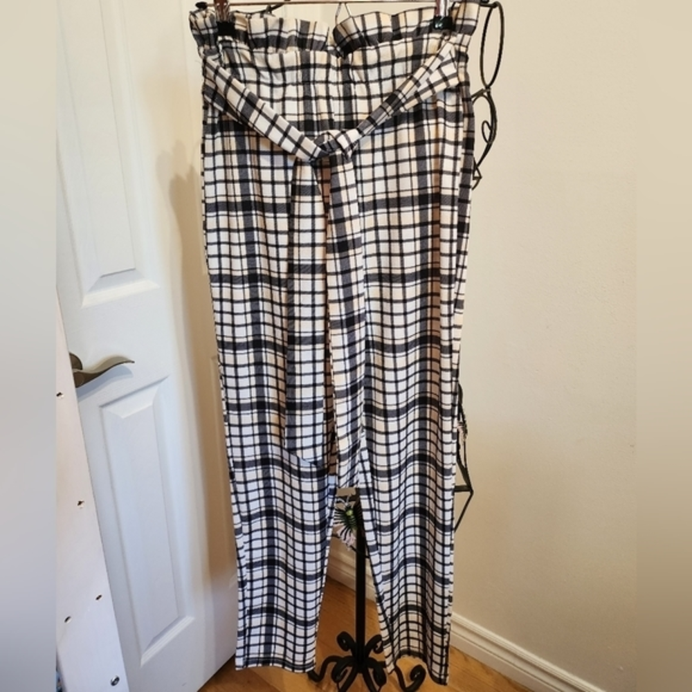 Plaid chino pants‎